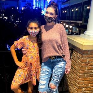 Meet your Posher, Danielle